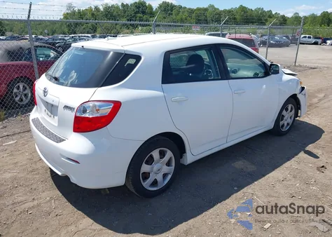 2009 Toyota Matrix z USA, uszkodzony, nr VIN 2T1KU40E59C085534